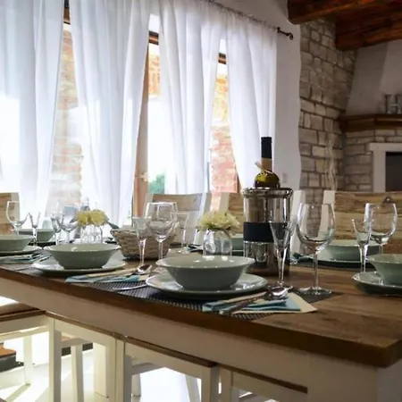 Harmony By Guide וילה